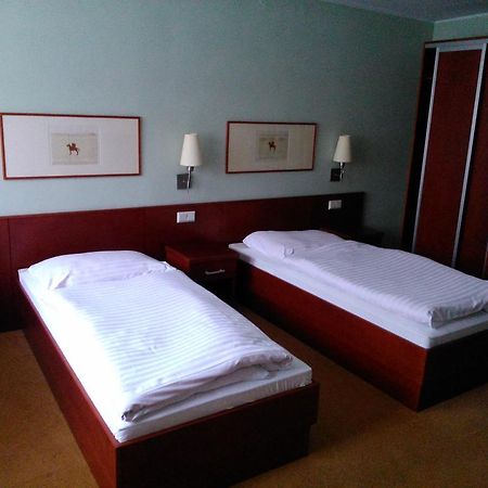 Hostel Refleks Stary Toruń Kamer foto