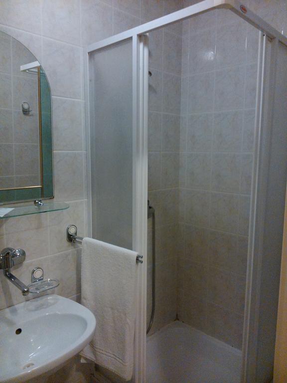 Hostel Refleks Stary Toruń Kamer foto